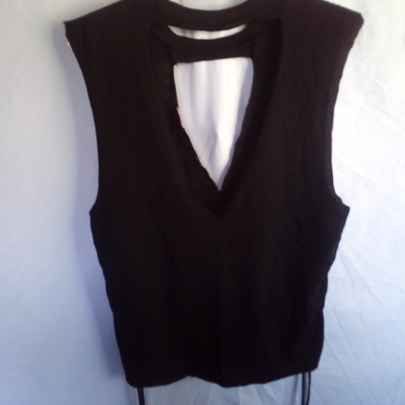 NWT Born Wild Lace-Up Muscle Tee Medium - Picture 7 of 8